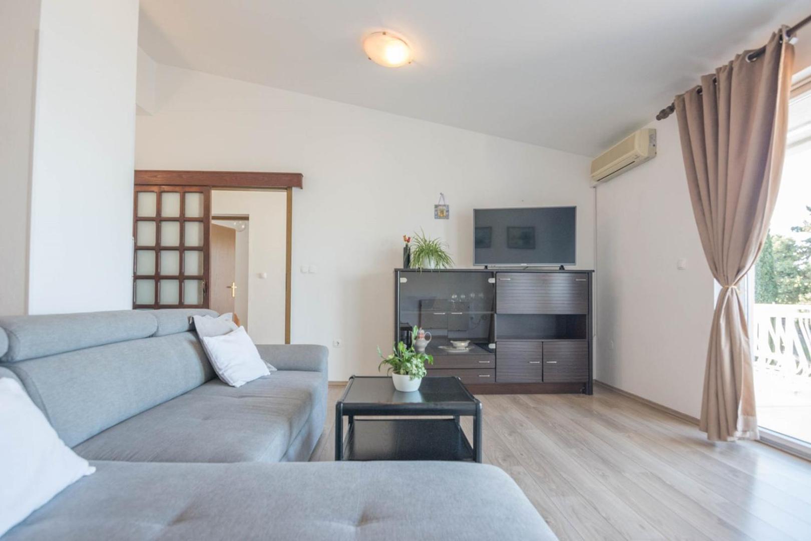 Apartment Rajna Biograd Na Moru Esterno foto